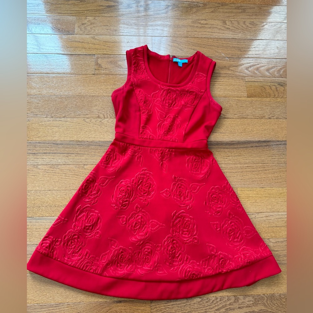 L’AMOUR Nanette Lenore Medium Red Dress Rose Embossed
